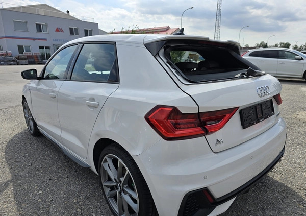 Audi A1 cena 50900 przebieg: 81600, rok produkcji 2019 z Strzyżów małe 121